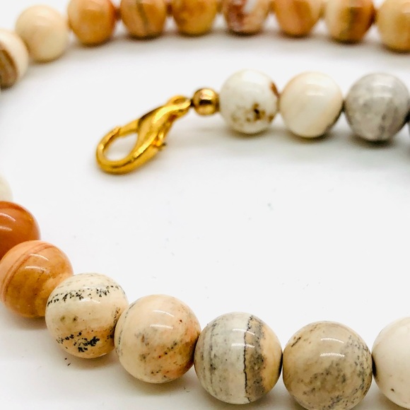 Modern Vintage Jasper Stone Bead Necklace - Picture 11 of 12